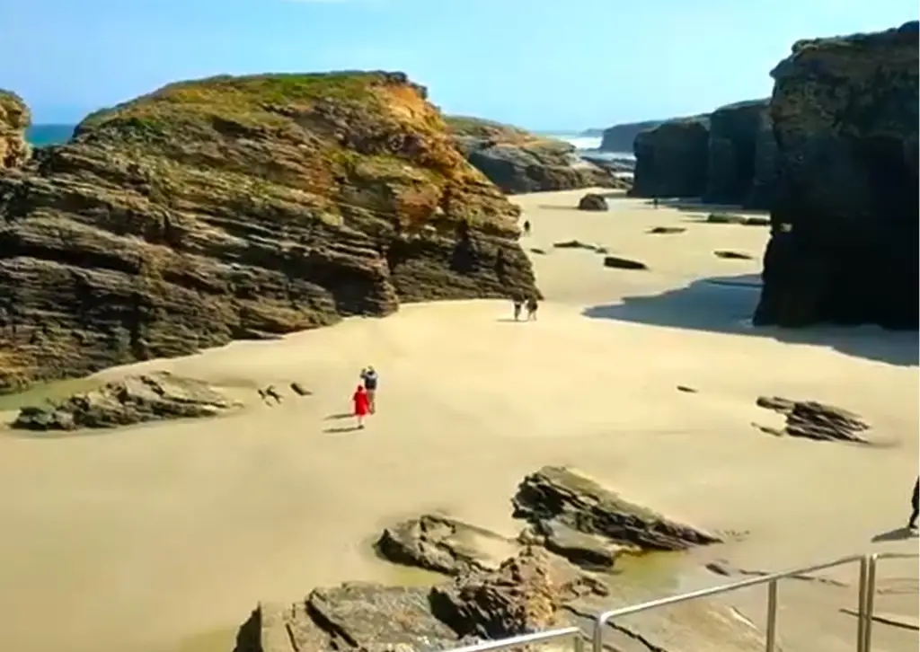 playa catedrales atico spa galicia00001